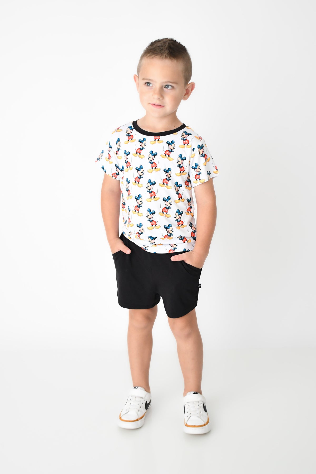Born Vibing | Pocket Short Set