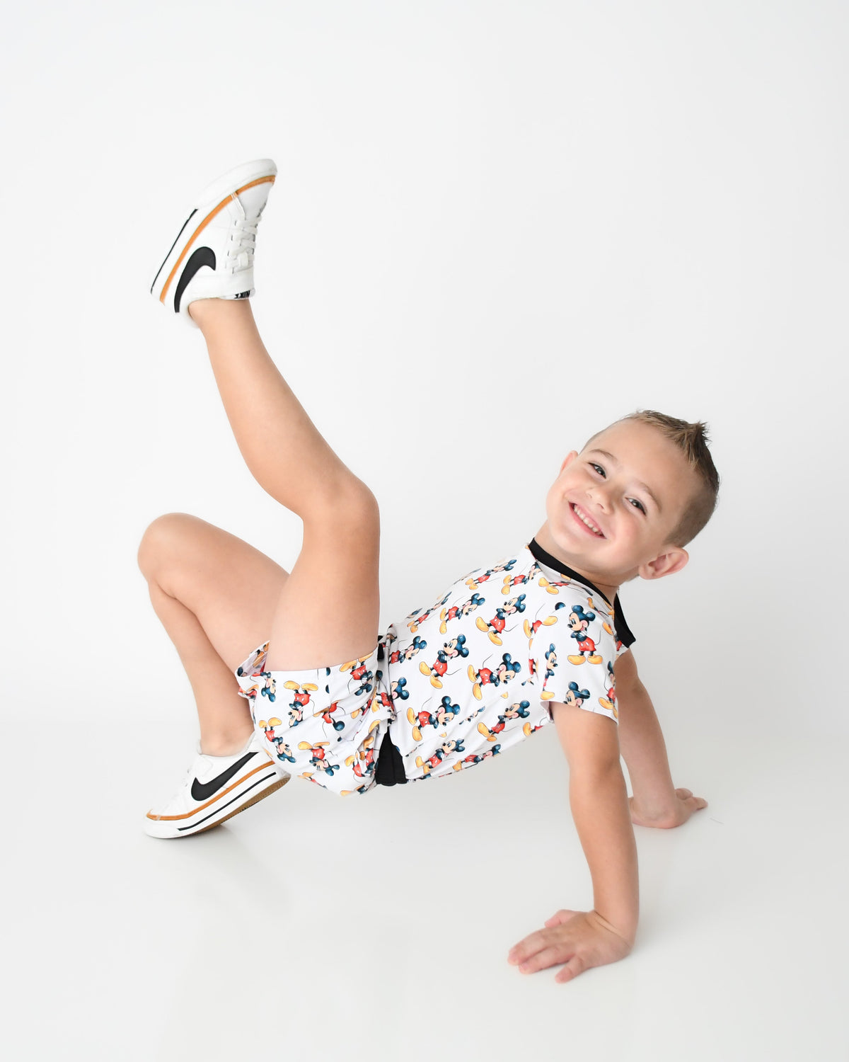Born Vibing | Pocket Short Set