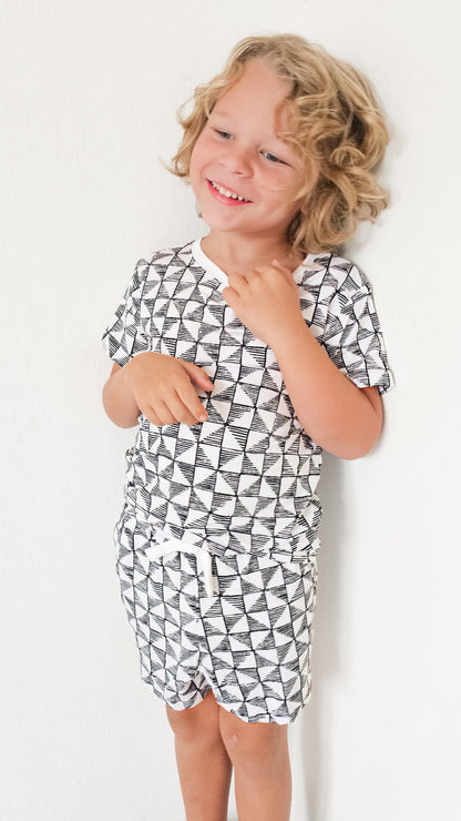 Checkmate | Pocket Short Set