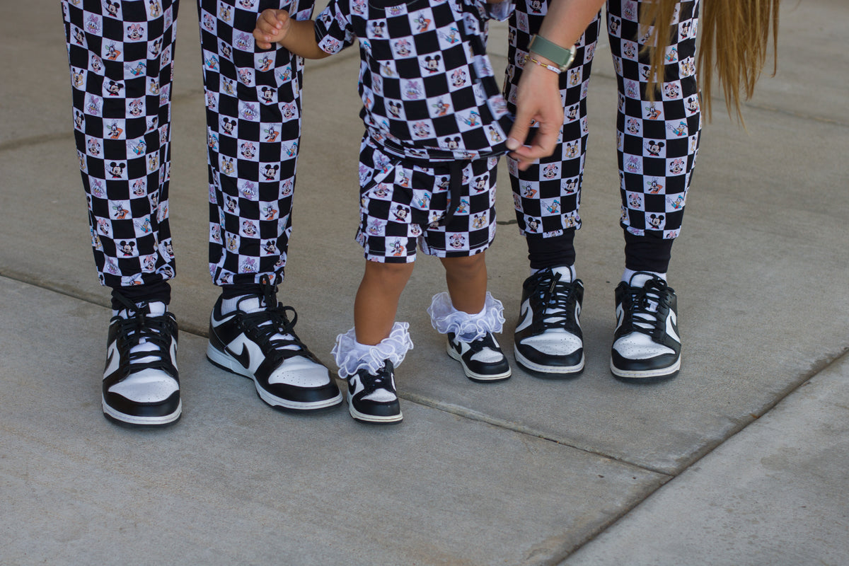 Silly Friends | Pocket Short Set
