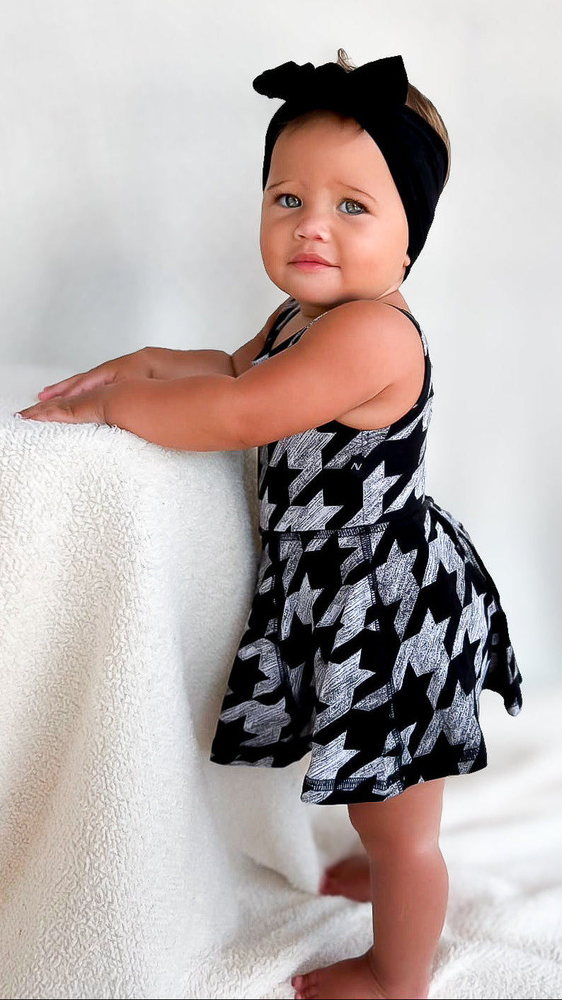 Modern Hound | Twistback Dress